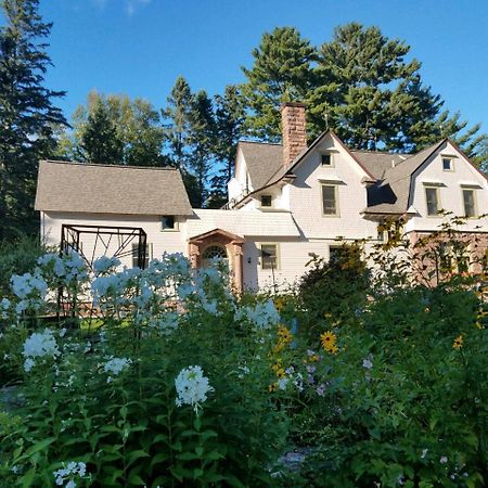 Pinehurst Inn Bed & Breakfast Bayfield Exterior photo